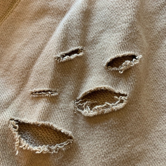 Oversized distressed pullover - Picture 4 of 8